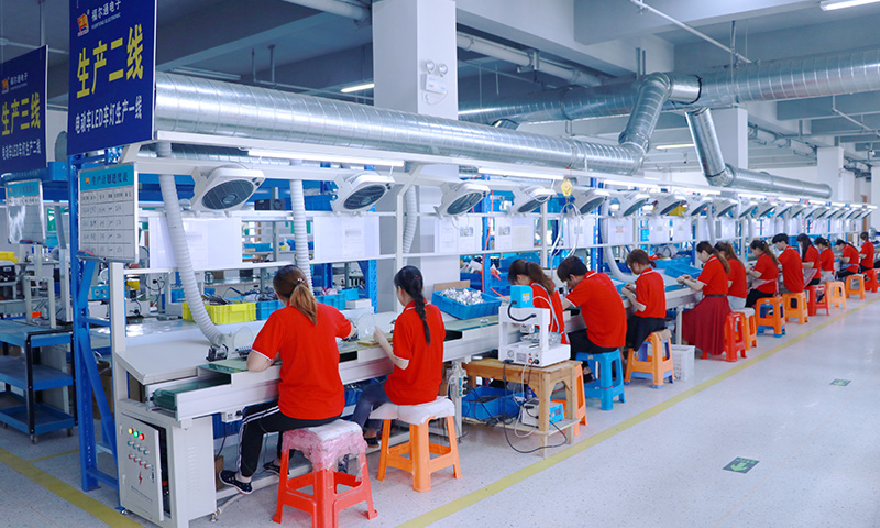 電動車LED車燈生產(chǎn)一線